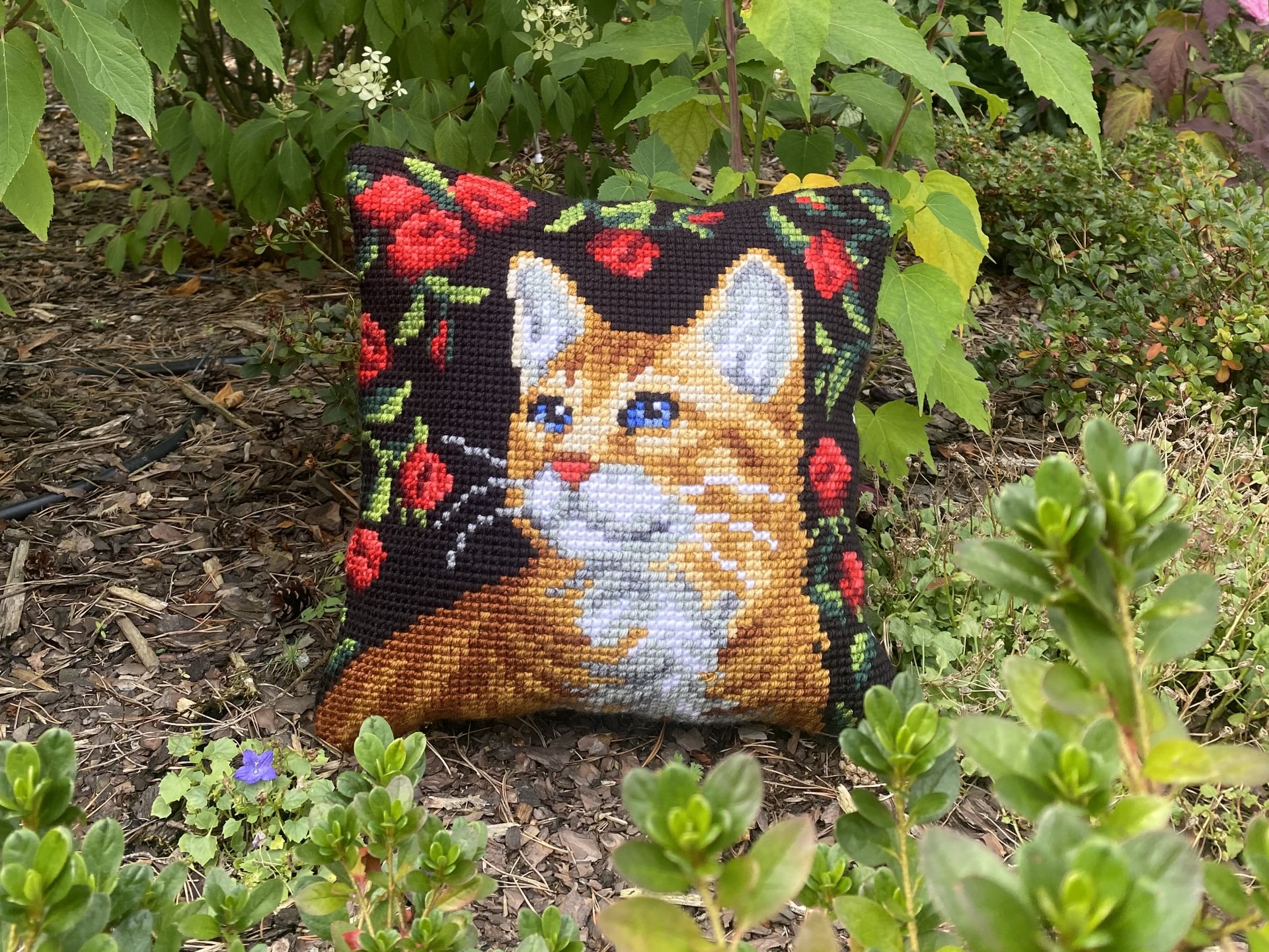 Cross stitch cushion cat