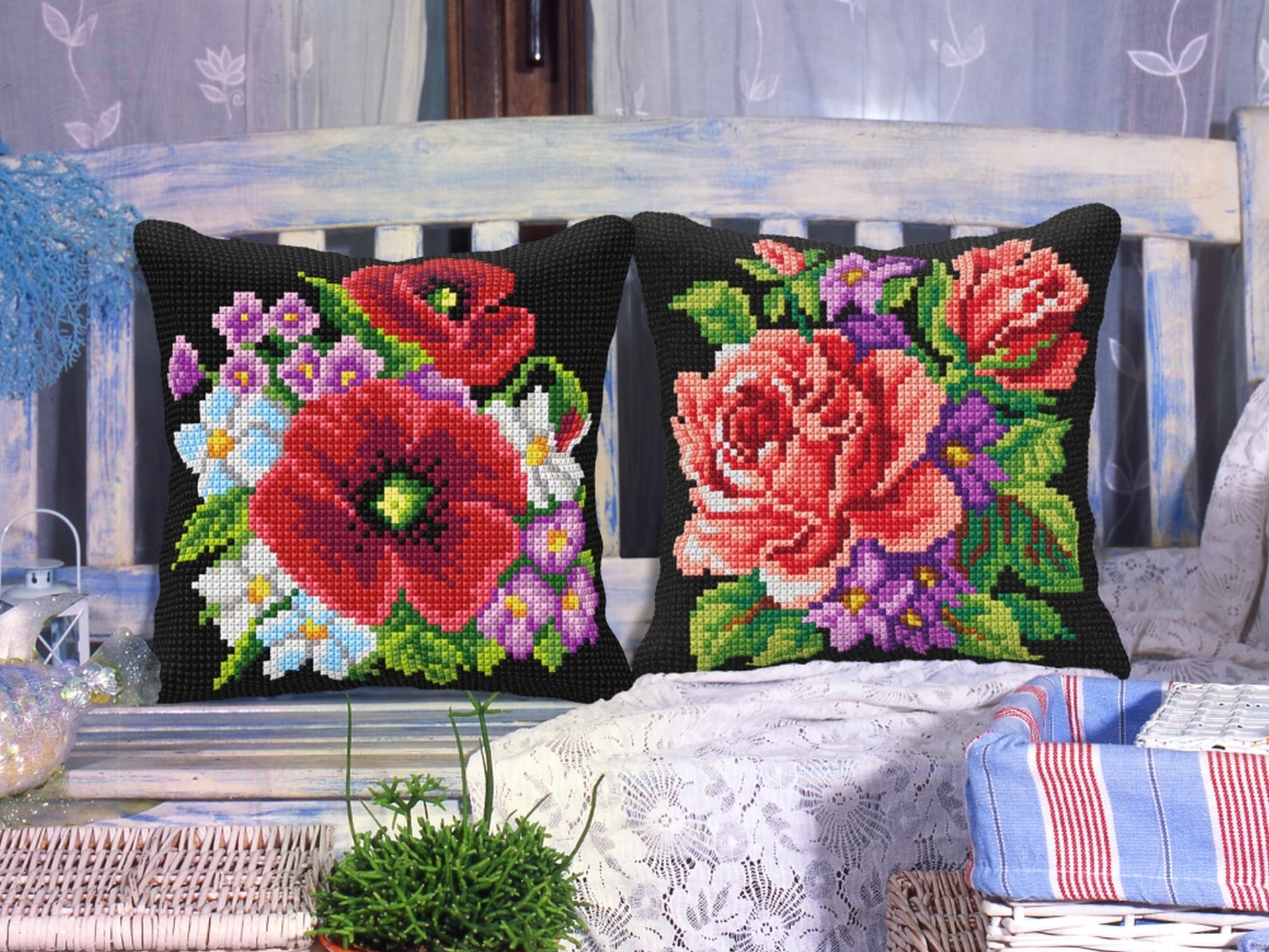 Cross stitch cushion flowers